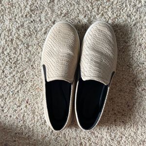 Brand new snake skin Van-like shoes!!